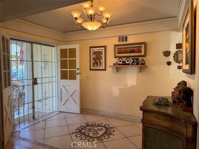 Brea, CA 92823,680 S Oakhaven Avenue
