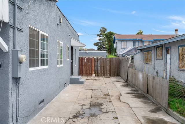 Compton, CA 90221,902 N Mayo Avenue