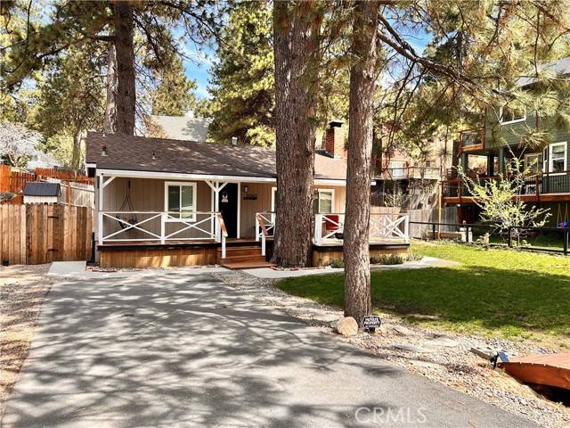 Running Springs, CA 92382,31042 GLEN OAK Drive