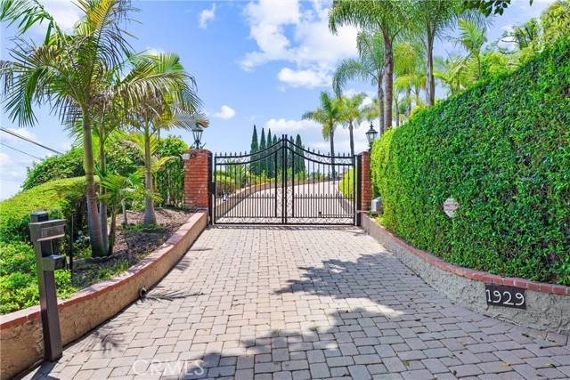 La Habra Heights, CA 90631,1929 Dorothea Road