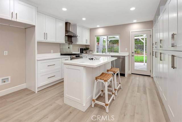 Mission Viejo, CA 92691,23052 Via San Gabriel
