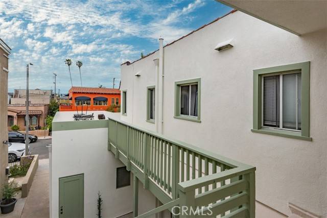 Long Beach, CA 90803,224 Pomona Avenue