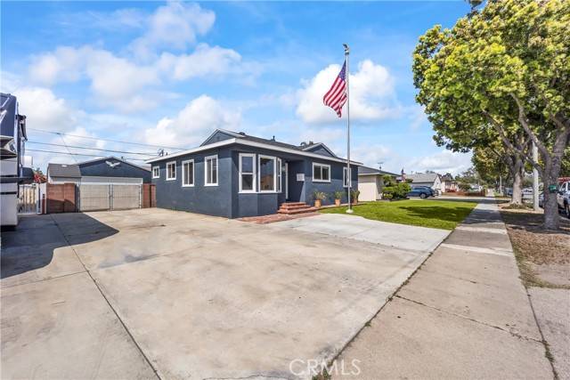 Buena Park, CA 90620,8333 Portulaca Way
