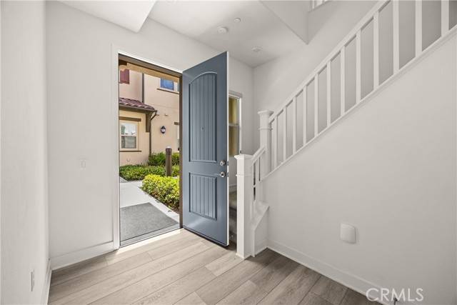 Irvine, CA 92618,147 Carlow