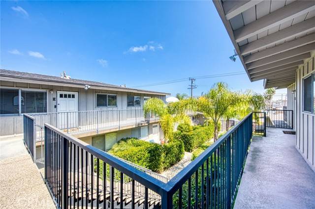 Costa Mesa, CA 92627,313 E 17th Street