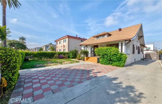 Los Angeles, CA 90019,1643 4th Avenue