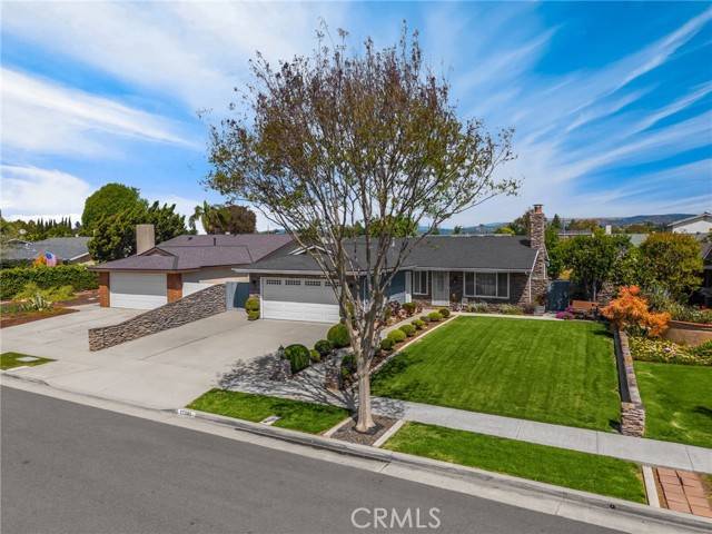 Yorba Linda, CA 92886,17381 Yorkshire Avenue