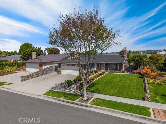 Yorba Linda, CA 92886,17381 Yorkshire Avenue