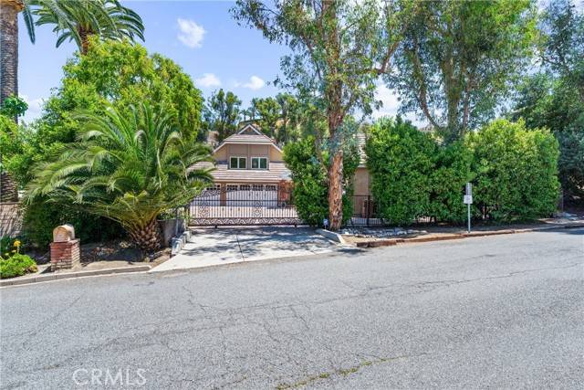 Anaheim Hills, CA 92807,284 South Quintana