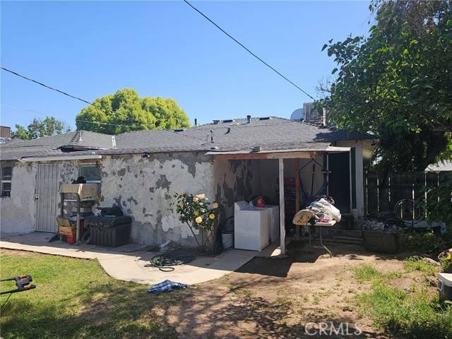 Fresno, CA 93705,1028 W Lansing Way