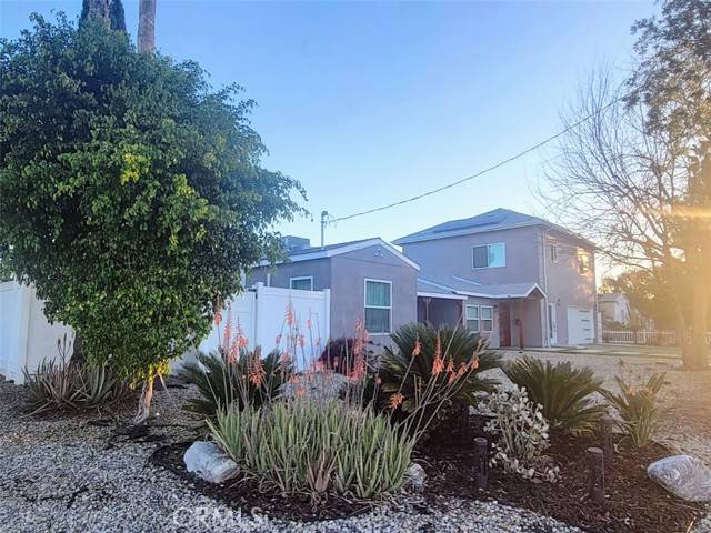 Van Nuys, CA 91406,15853 Leadwell Street