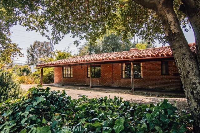 Valley Village, CA 91607,4405 Carpenter Avenue