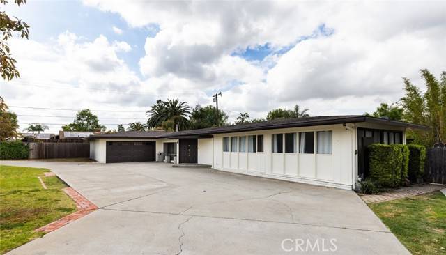 North Tustin, CA 92705,1024 SE Skyline Dr.