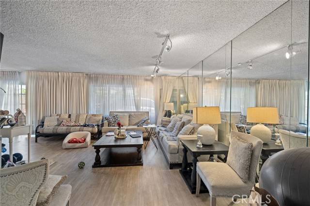 North Hills, CA 91343,10139 Hayvenhurst Avenue