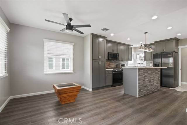 Whittier, CA 90606,8165 Shadyside Avenue