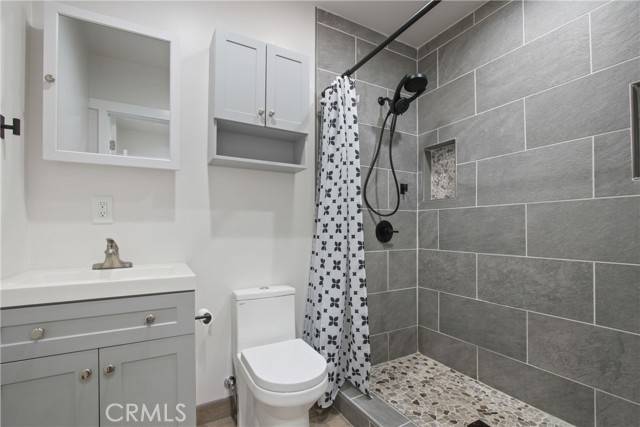 Whittier, CA 90606,8165 Shadyside Avenue