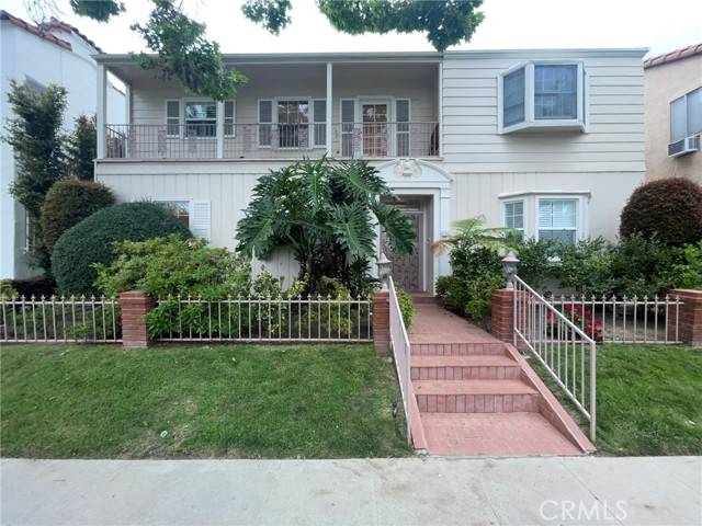 Beverly Hills, CA 90212,133 S Canon Drive
