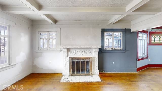 Los Angeles, CA 90062,1638 W 51st Street