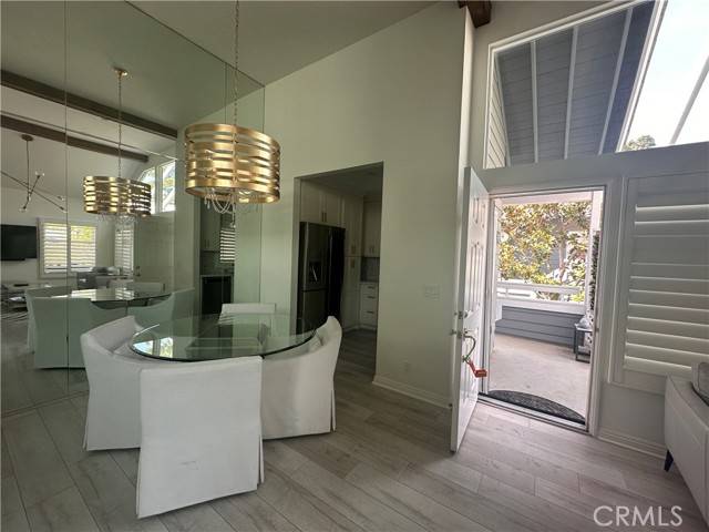 Newport Beach, CA 92660,257 Chesterfield #148
