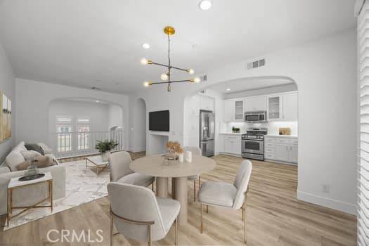 Corona, CA 92883,4436 OWENS #105