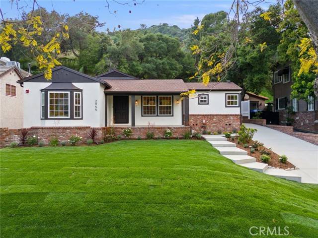Glendale, CA 91208,2955 Hermosita Drive