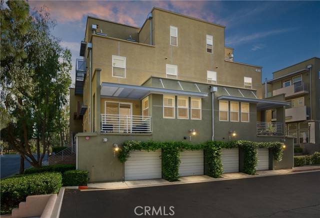 Santa Ana, CA 92705,640 E Jeanette Lane