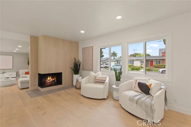 Santa Ana, CA 92706,410 Virginia Avenue