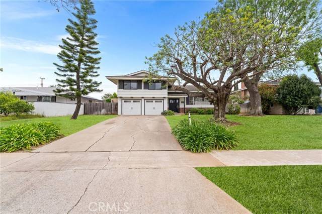 North Tustin, CA 92705,13402 Wheeler