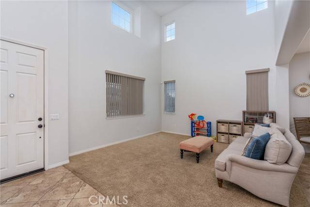 Eastvale, CA 92880,8111 Finch Street
