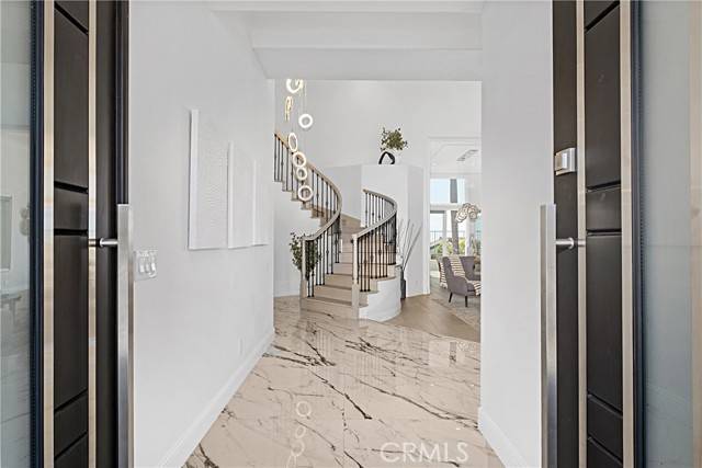 Laguna Niguel, CA 92677,28 Brownsbury Road