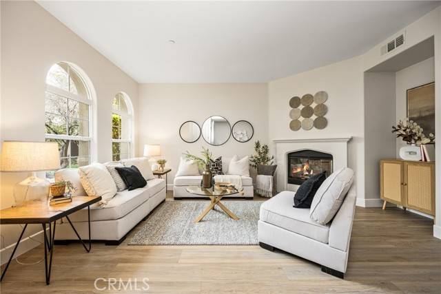 Irvine, CA 92620,61 Wonderland
