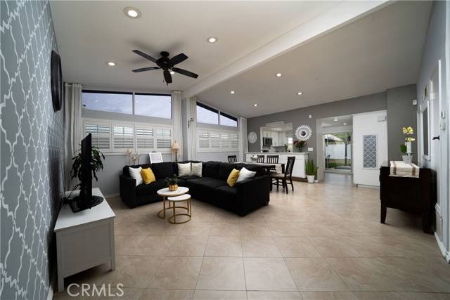Lakewood, CA 90712,5158 Elderhall Avenue