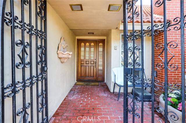 Los Alamitos, CA 90720,10351 Lassen Street