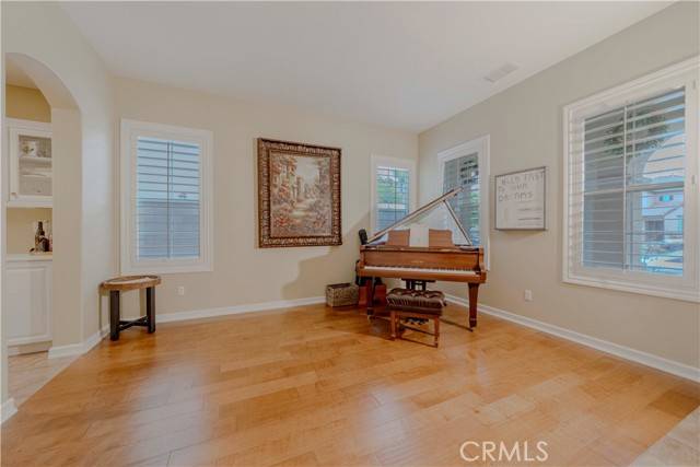 Fullerton, CA 92835,2551 Holly Street