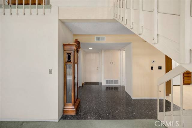 Santa Ana, CA 92705,2622 N Tustin Avenue #(147)