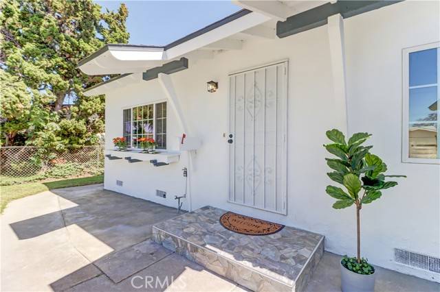 Garden Grove, CA 92843,10612 Ketch Avenue