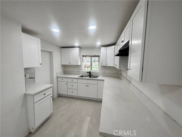 Buttonwillow, CA 93206,128 E 1st Street