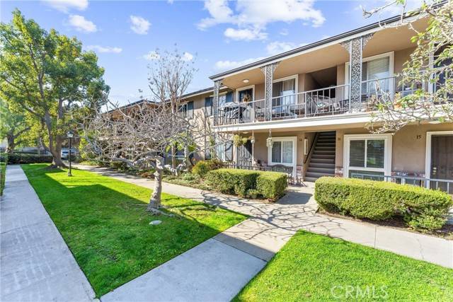 Orange, CA 92866,660 S Glassell Street #14