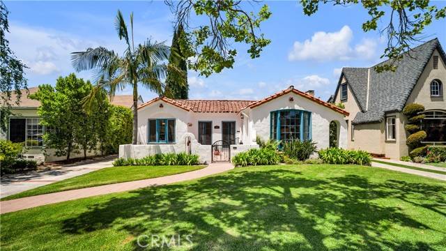 Santa Ana, CA 92706,2336 N Riverside Drive
