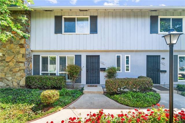 Tustin, CA 92780,1121 E 1st Street