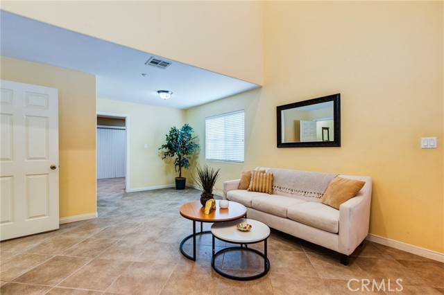 Lynwood, CA 90262,11428 Peach Street