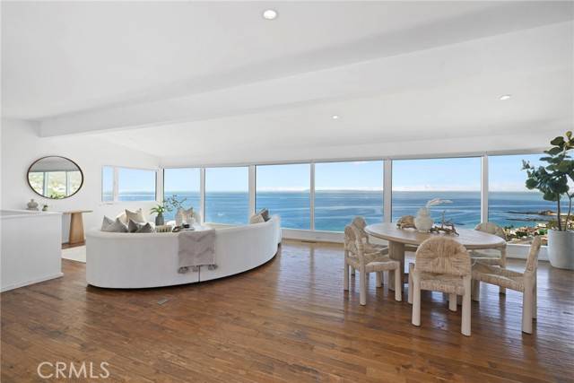 Laguna Beach, CA 92651,31161 Holly Drive