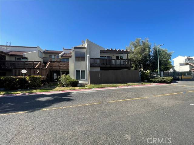 Anaheim, CA 92805,951 S Citron Street #5