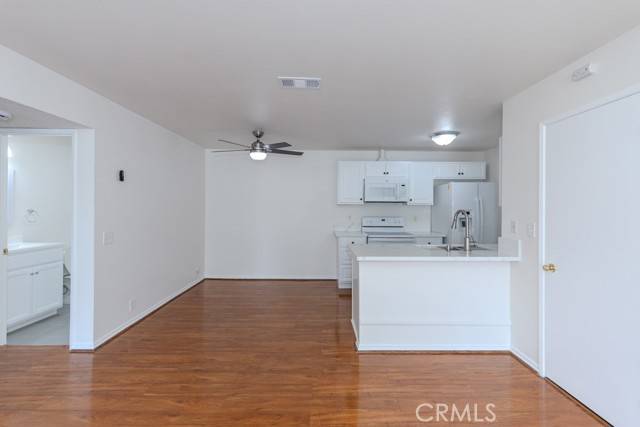 Lake Forest, CA 92630,23222 Orange Avenue #4