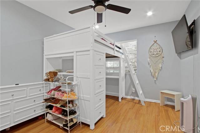 Compton, CA 90220,338 W Glencoe Street
