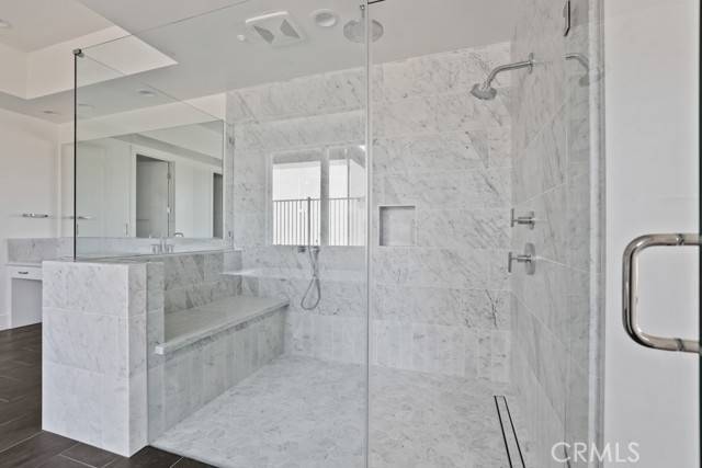 Silverado, CA 92676,28902 Auburn Hills