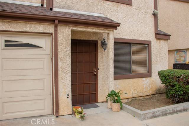Inglewood, CA 90302,916 E 65th Street #3