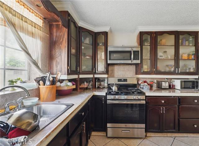 Sylmar, CA 91342,13355 Beaver Street