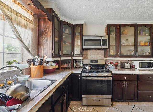 Sylmar, CA 91342,13355 Beaver Street