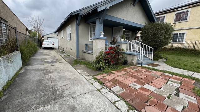 Los Angeles, CA 90002,10621 Wilmington Avenue